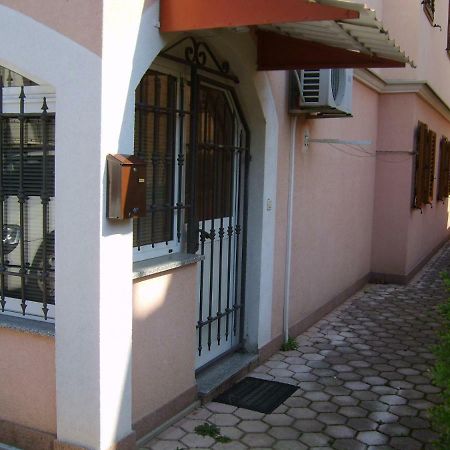 Apartamento Miki Poreč Exterior foto