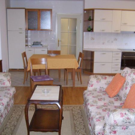 Apartamento Miki Poreč Exterior foto