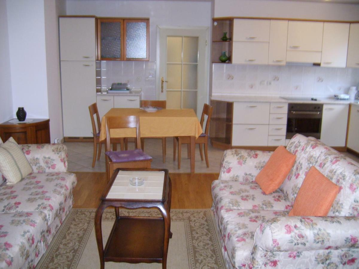 Apartamento Miki Poreč Exterior foto